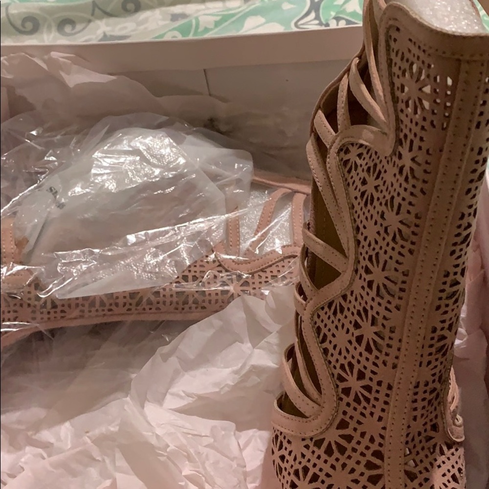 JUSTFAB - Picture 3 of 6
